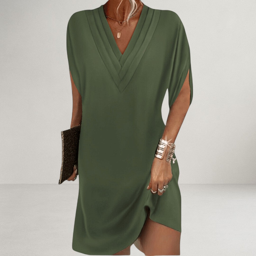 Mia | Effortless Elegance Shift Dress