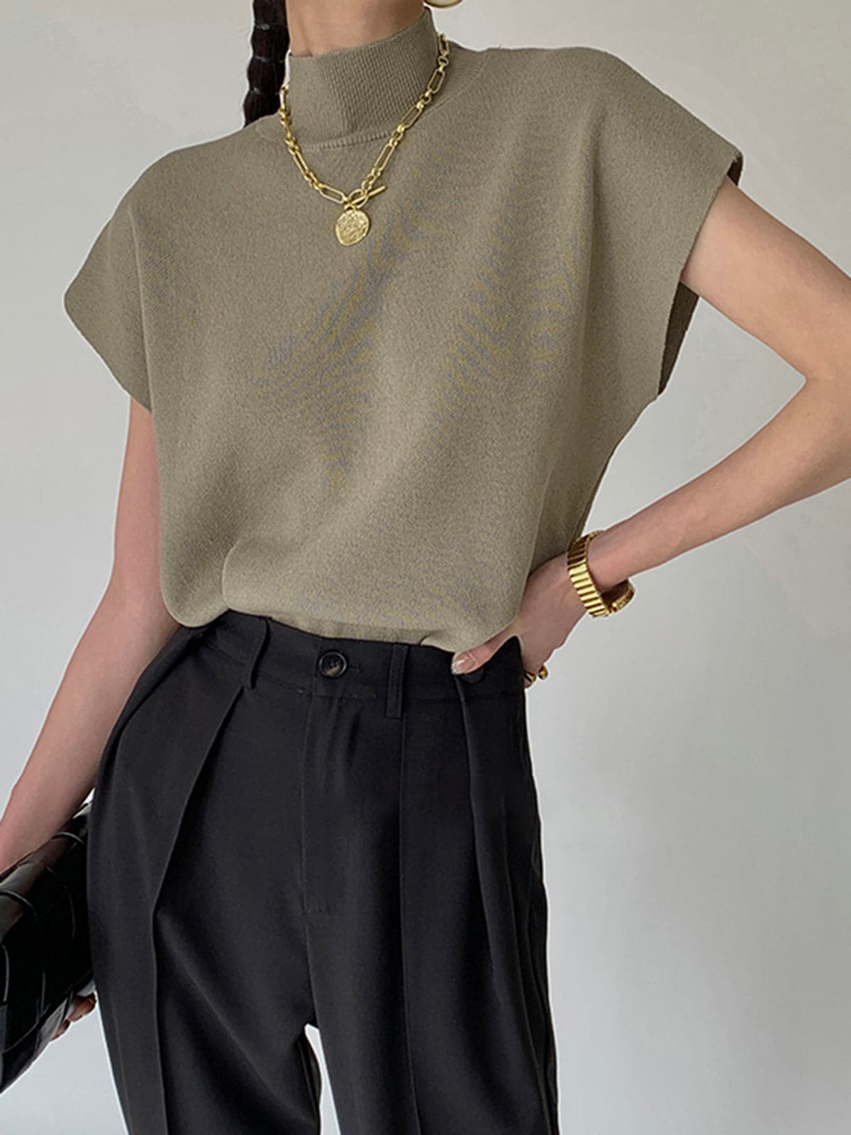 Monelle™ | Classy Top