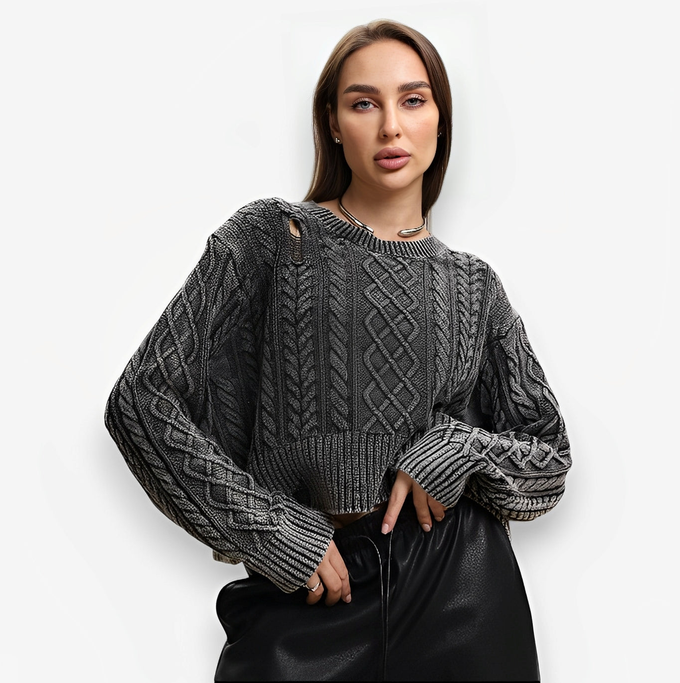 Monelle™ | Ripped Short Sweater