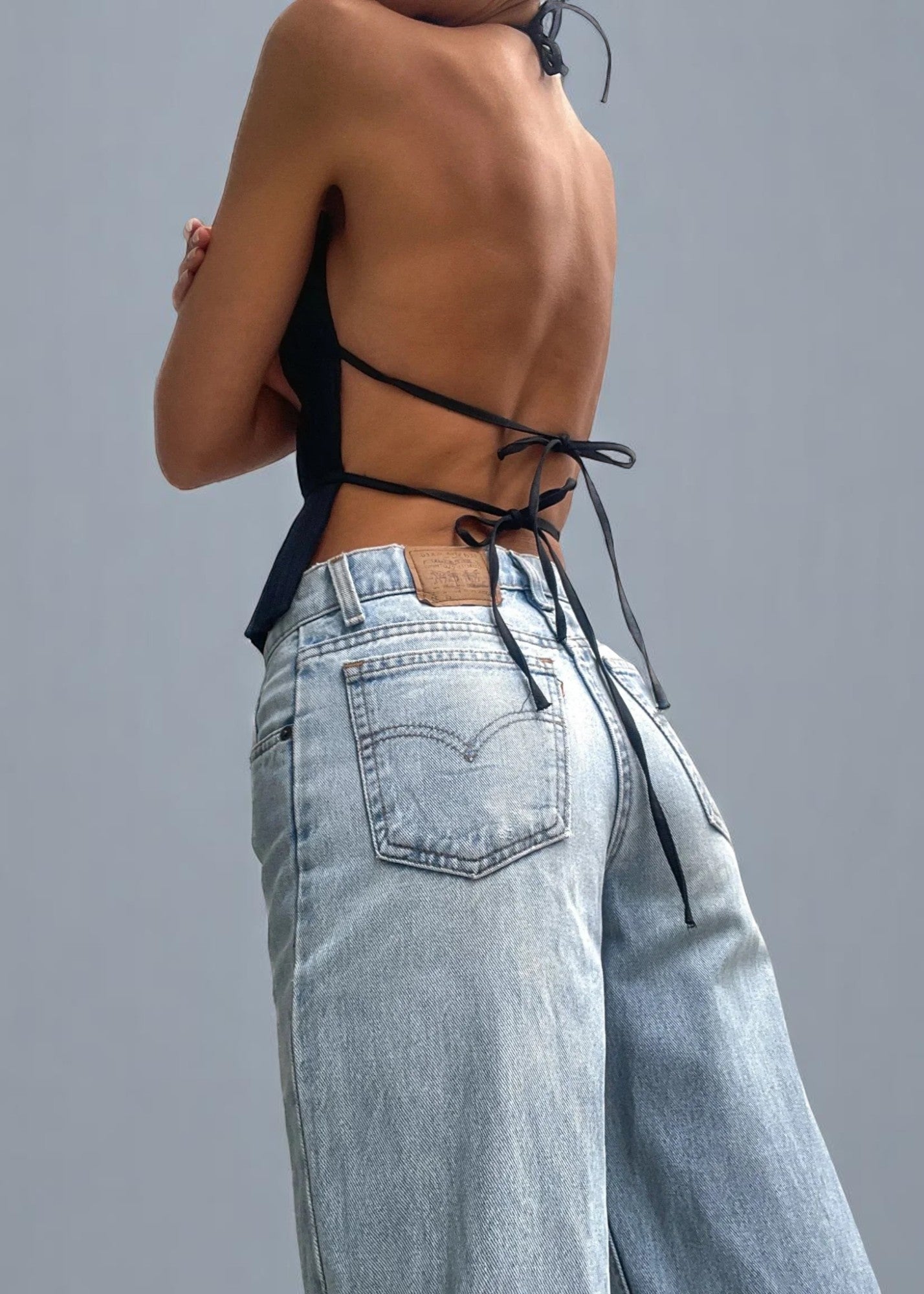 Monelle™ | Backless Pleated Top