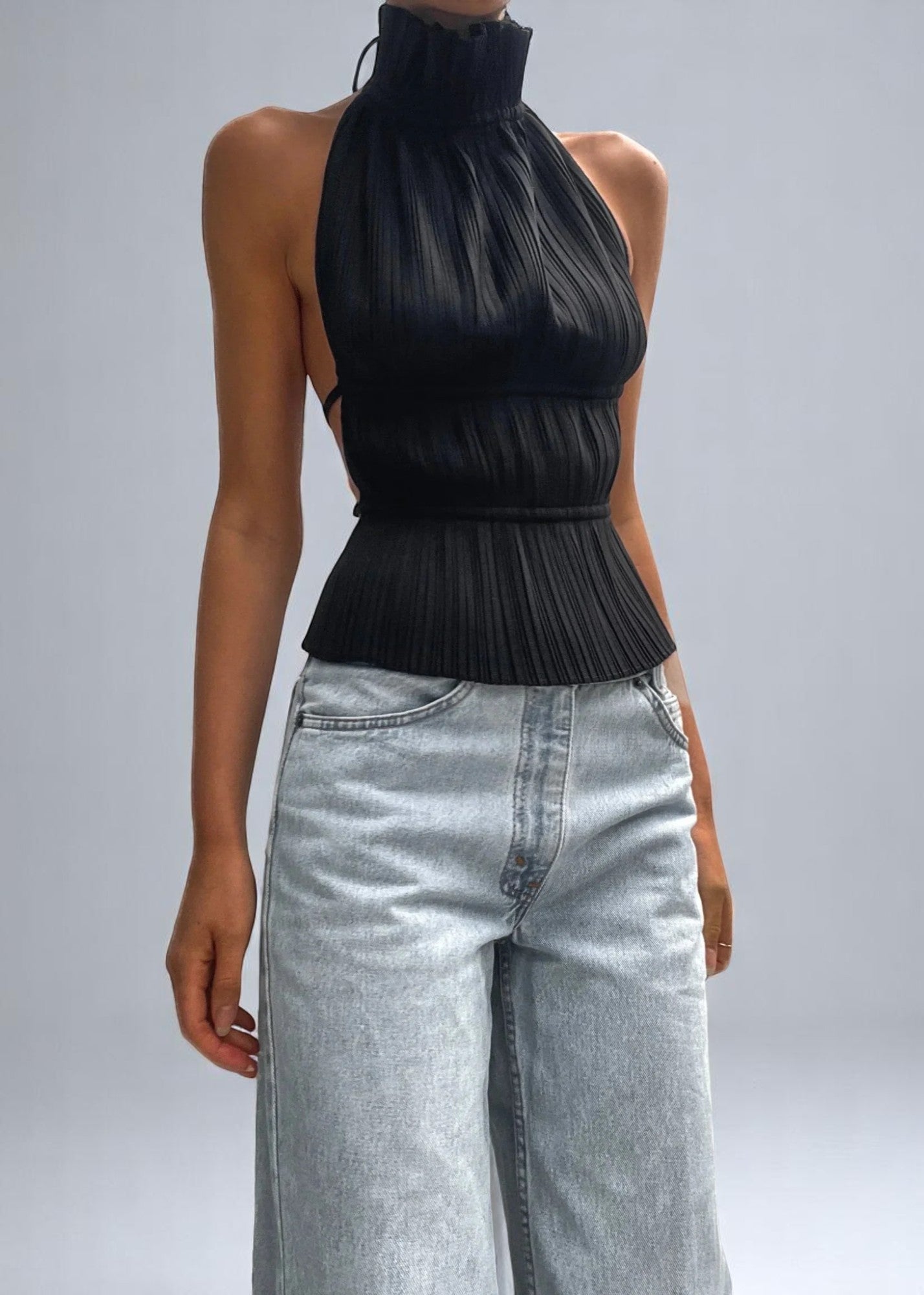 Monelle™ | Backless Pleated Top