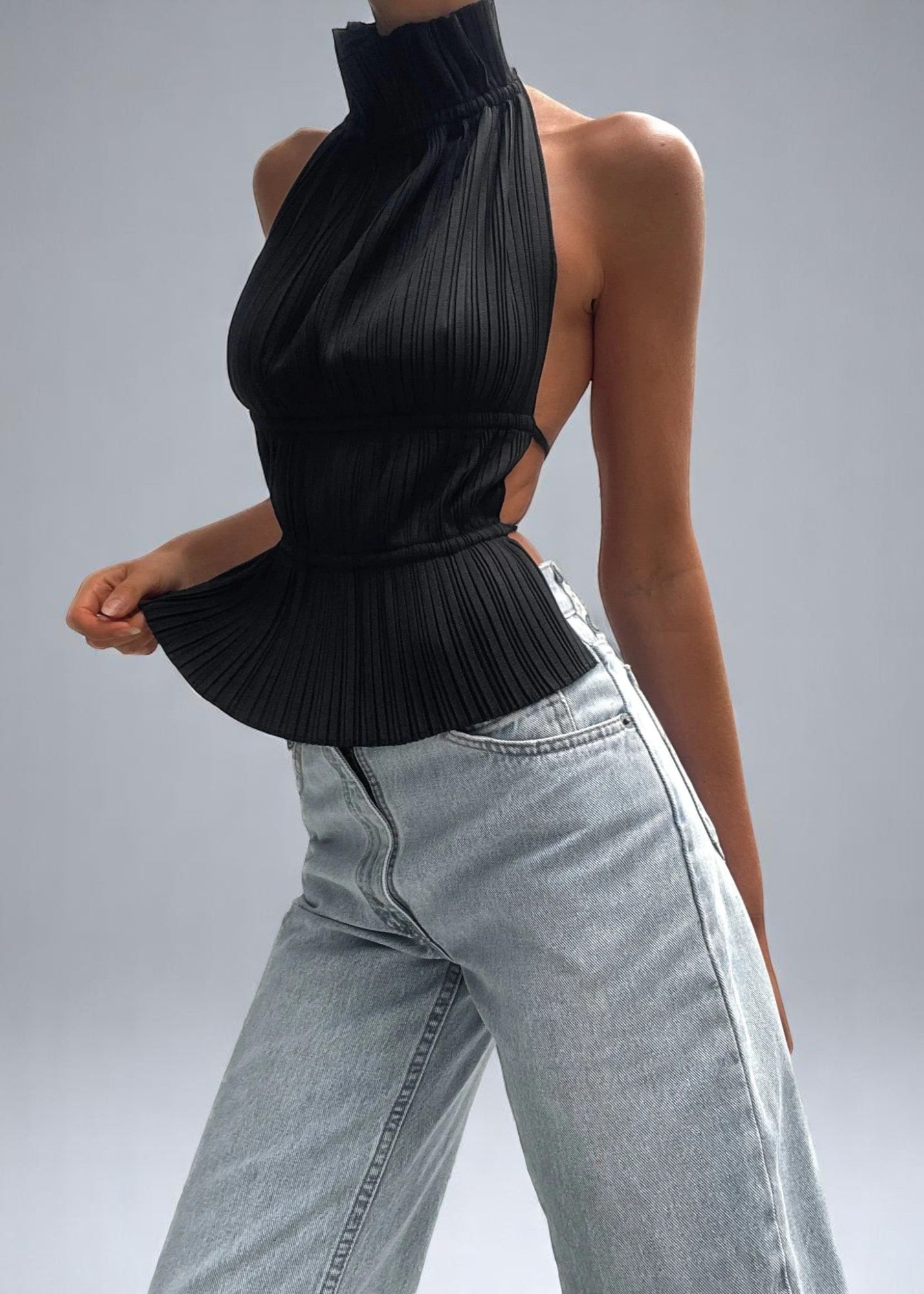 Monelle™ | Backless Pleated Top