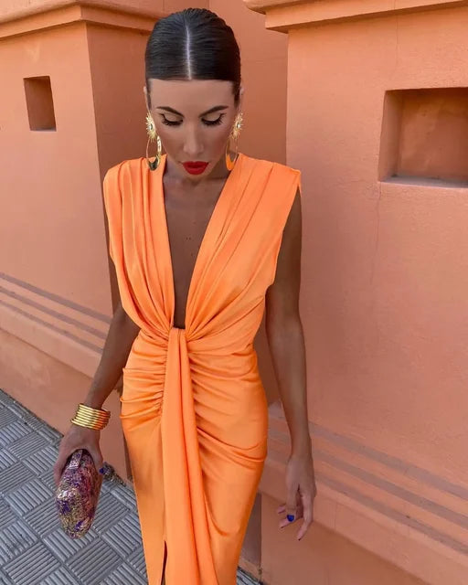 Charlotte™ | Elegant Low-Cut Dress