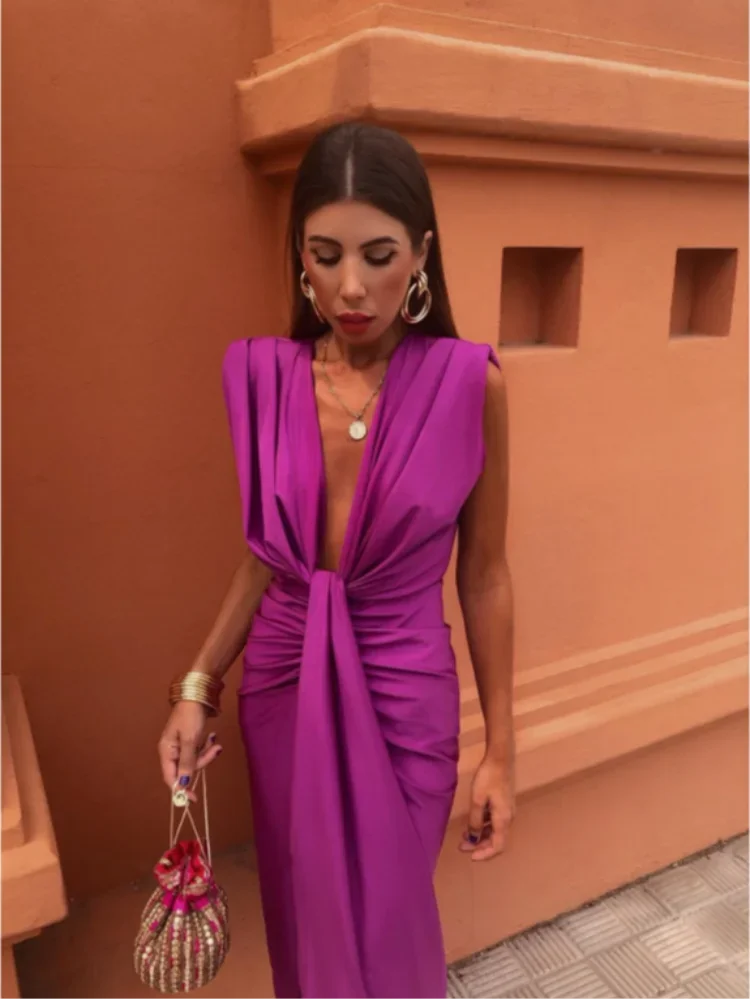Charlotte™ | Elegant Low-Cut Dress