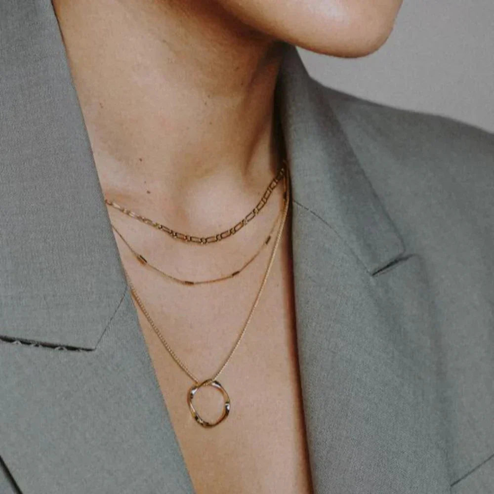 Nancy | Circle Three-Row Necklace | 18k Gold