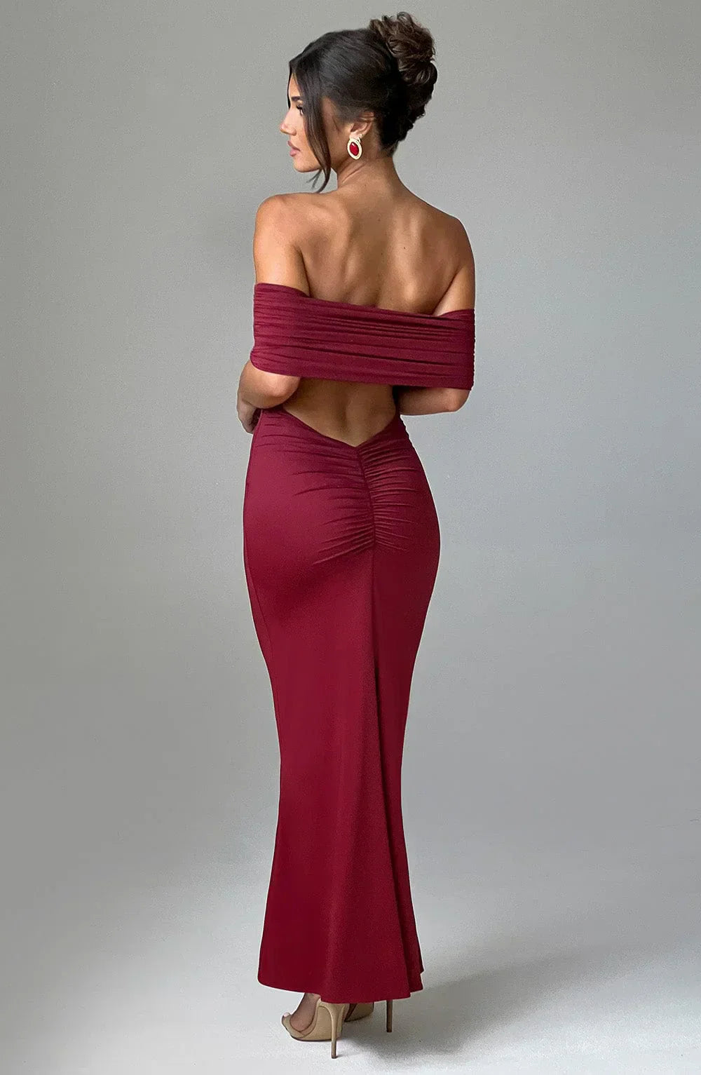 Monelle™ | Off-Shoulder Silhouette Dress