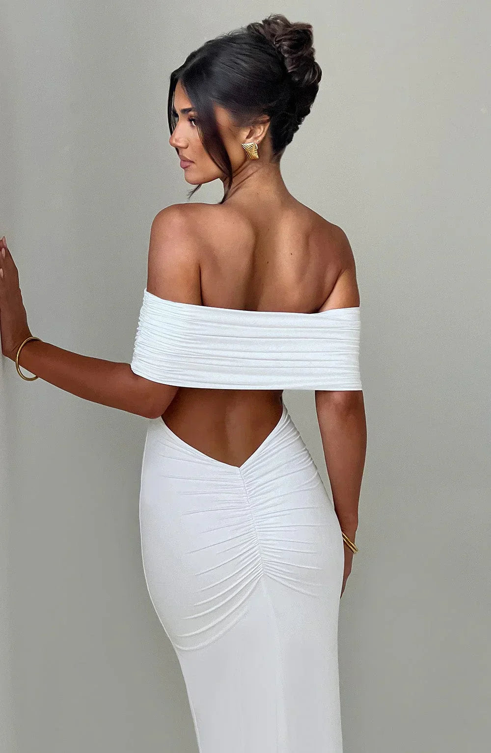 Monelle™ | Off-Shoulder Silhouette Dress